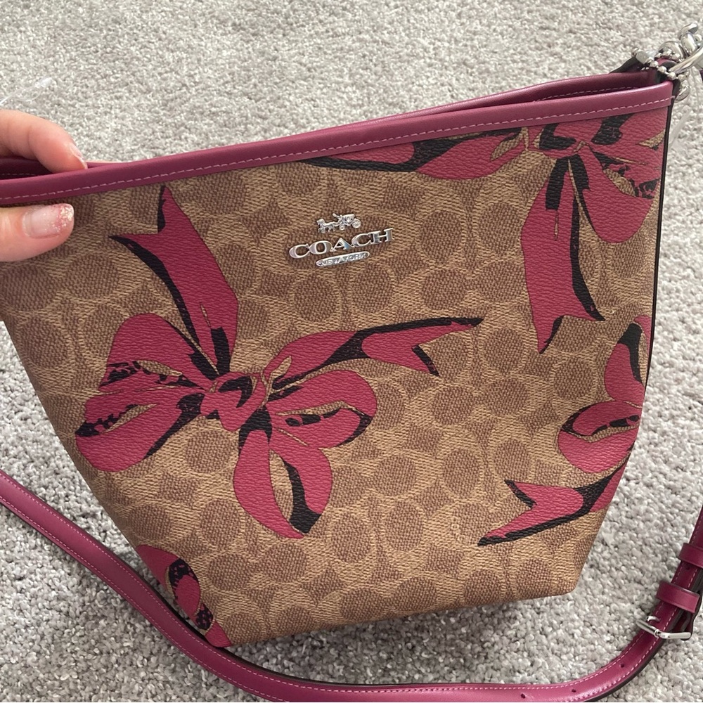Coach bow print city bucket bag NWT CY651 - Picture 6 of 9